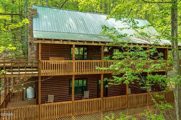 2 Acres of Residential Land with Home for Sale in Sevierville, Tennessee