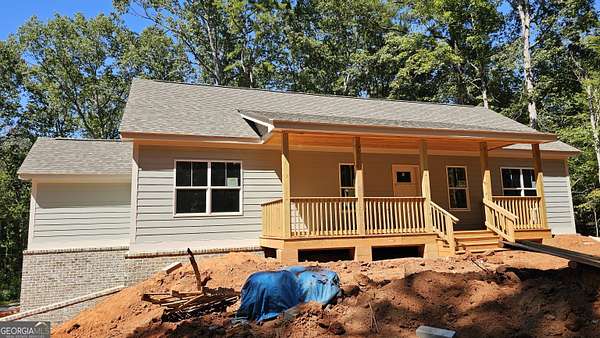 5.46 Acres of Residential Land with Home for Sale in Forsyth, Georgia