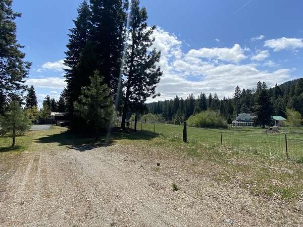 0.69 Acres of Residential Land for Sale in Mount Shasta, California