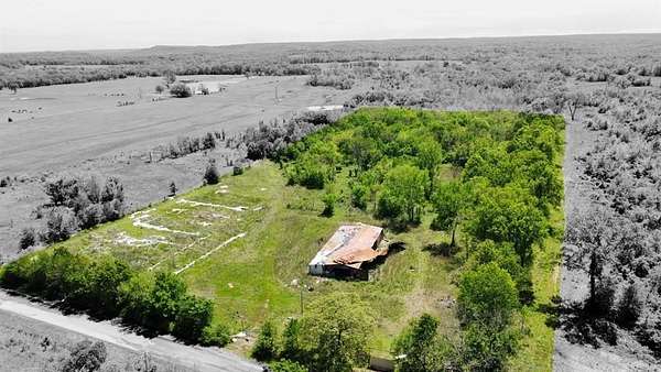 15 Acres of Agricultural Land for Sale in Weleetka, Oklahoma