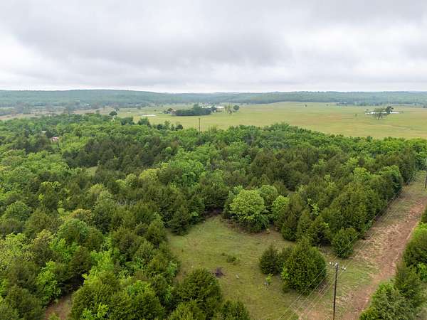 5 Acres of Land for Sale in Weleetka, Oklahoma