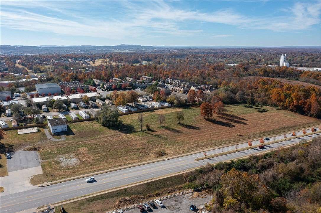7 Acres of Land for Sale in Springdale, Arkansas