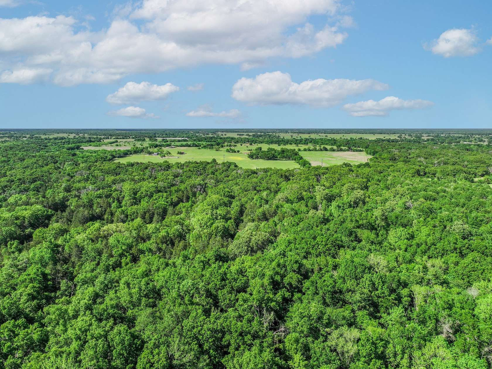 22.9 Acres of Recreational & Residential Land for Sale in Sulphur Springs, Texas