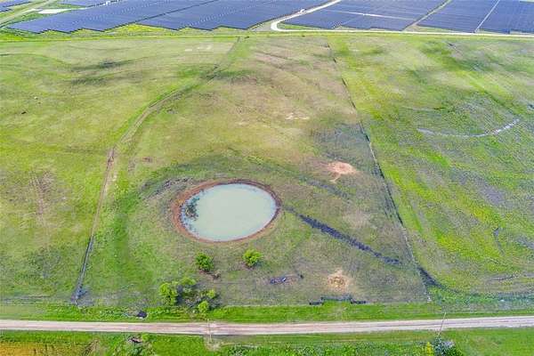 10.7 Acres of Land for Sale in Penelope, Texas