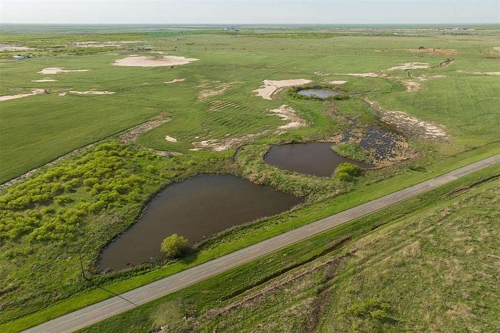 303 Acres of Agricultural Land for Sale in Electra, Texas