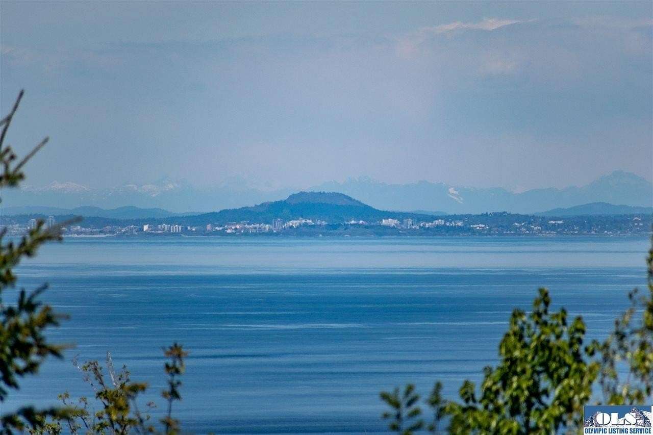 2.6 Acres of Residential Land for Sale in Port Angeles, Washington