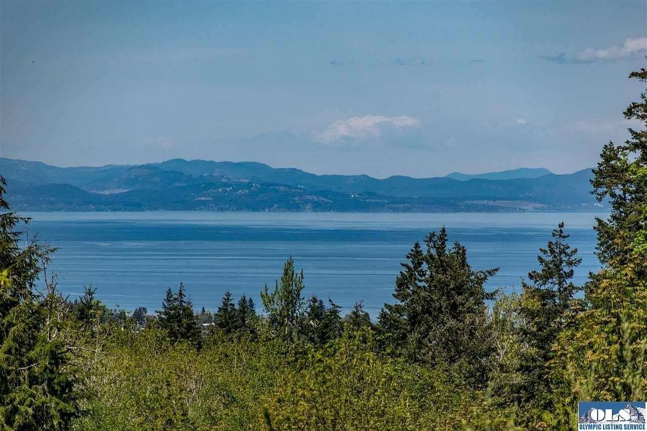 2.6 Acres of Residential Land for Sale in Port Angeles, Washington