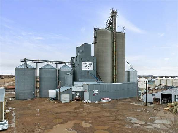 2.22 Acres of Improved Commercial Land for Sale in Sidney, Montana