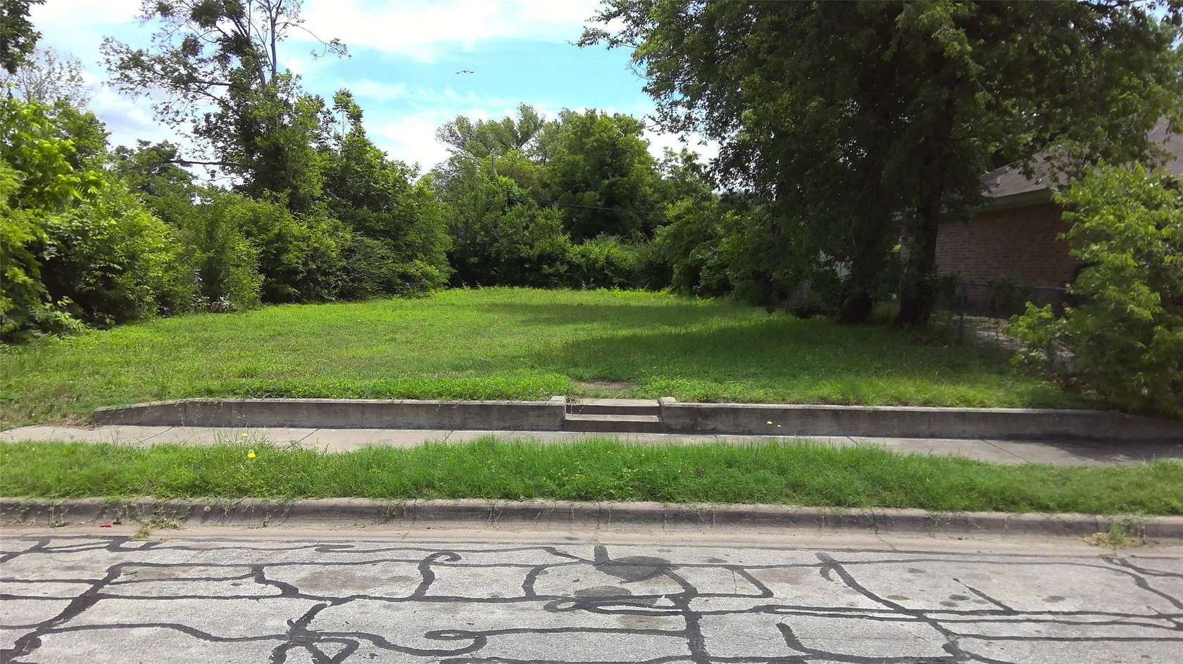0.14 Acres of Residential Land for Sale in Waco, Texas
