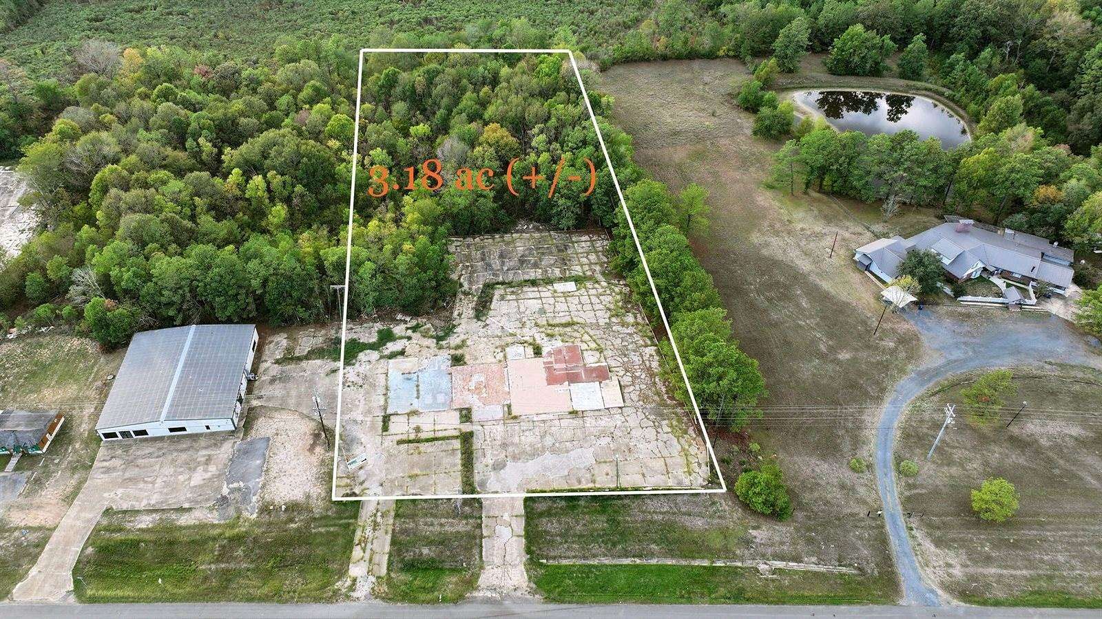 3.18 Acres of Commercial Land for Sale in Leesville, Louisiana