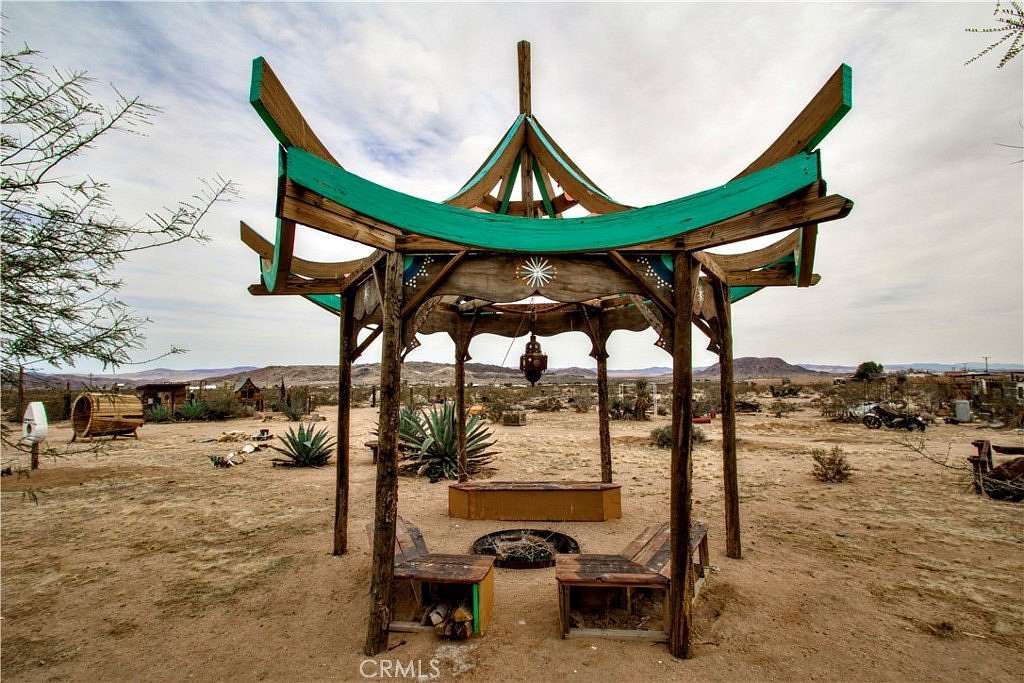 5 Acres of Residential Land with Home for Sale in Landers, California