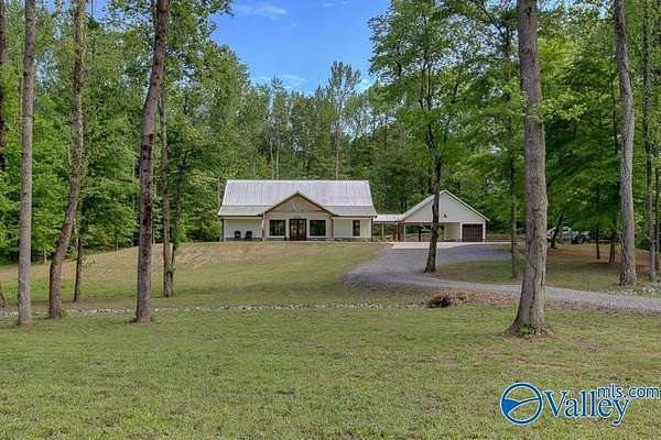 4.22 Acres of Residential Land with Home for Sale in Guntersville, Alabama