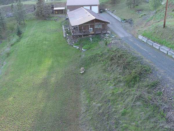 3 Acres of Residential Land with Home for Sale in Kamiah, Idaho