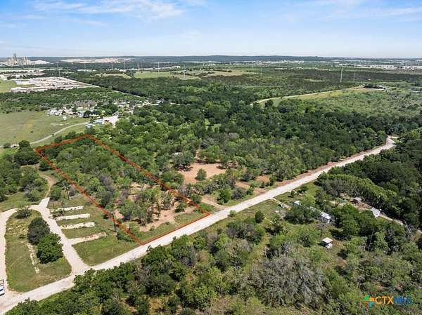 2.6 Acres of Improved Mixed-Use Land for Sale in New Braunfels, Texas