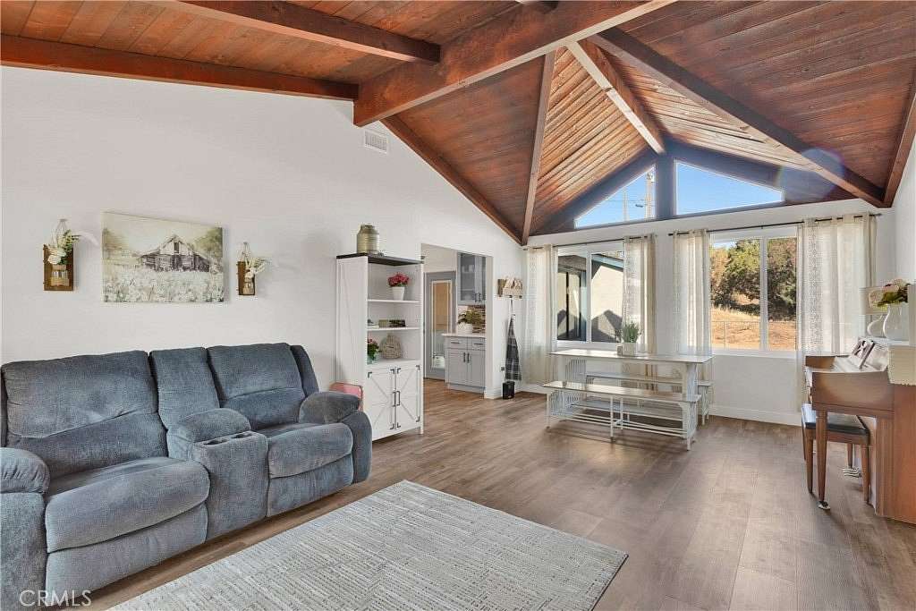 2.5 Acres of Residential Land with Home for Sale in Oak Hills, California