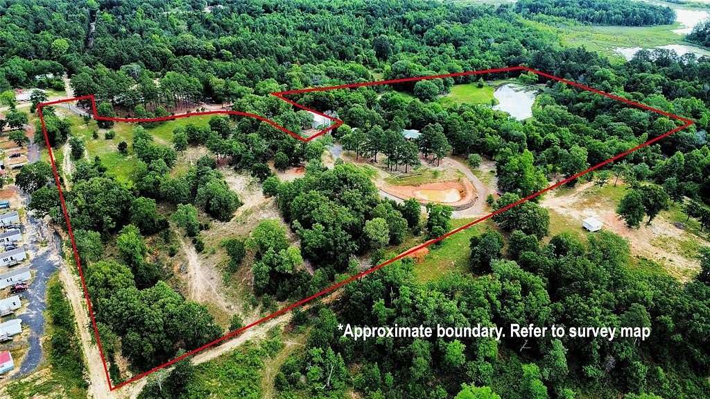 20 Acres of Land with Home for Sale in Tyler, Texas