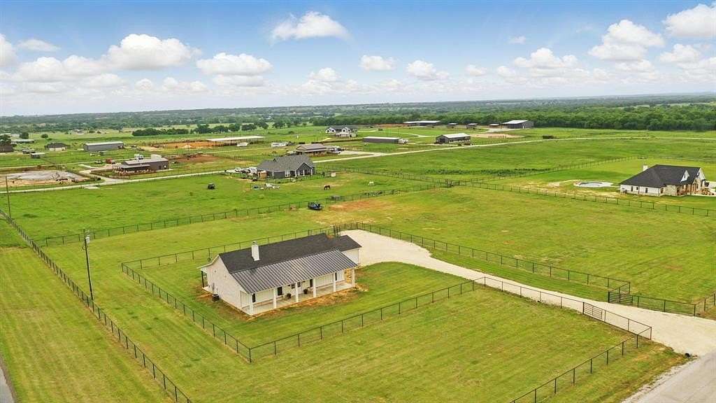 3.15 Acres of Residential Land with Home for Sale in Stephenville, Texas