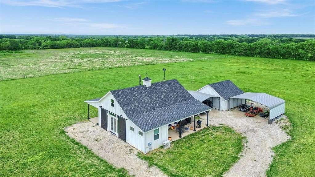 16.2 Acres of Land with Home for Sale in Whitewright, Texas