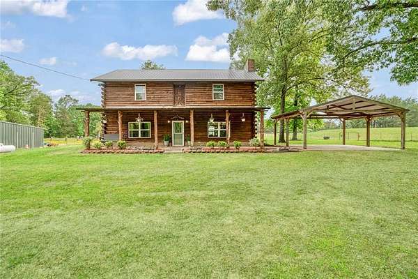 6 Acres of Residential Land with Home for Sale in Bogata, Texas