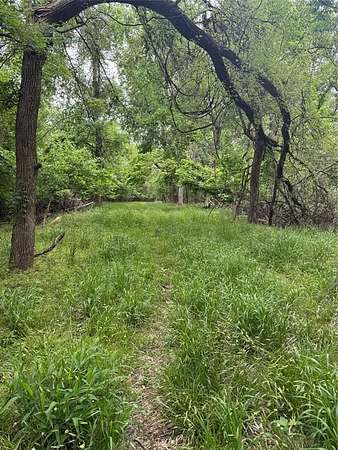 2 Acres of Land for Sale in Boyd, Texas