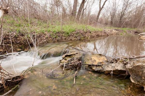 2.53 Acres of Residential Land for Sale in Waxahachie, Texas