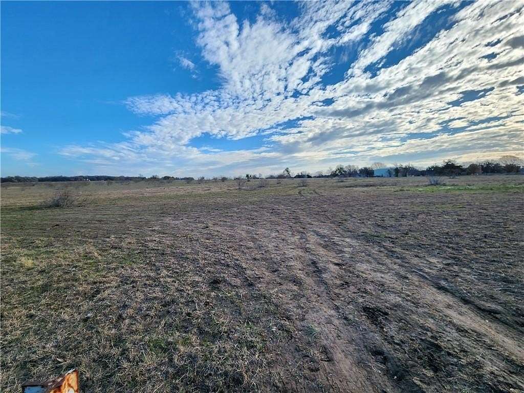 13 Acres of Land for Sale in Waco, Texas