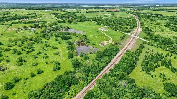 13 Acres of Recreational Land for Sale in Sherman, Texas