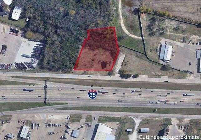 1.37 Acres of Commercial Land for Sale in Waco, Texas
