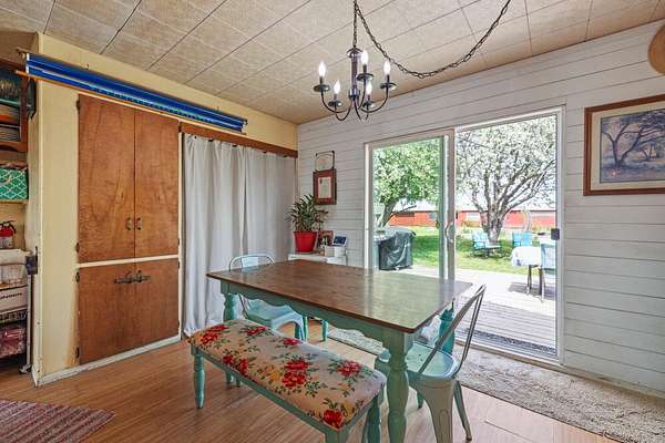 3.5 Acres of Land with Home for Sale in Bonanza, Oregon