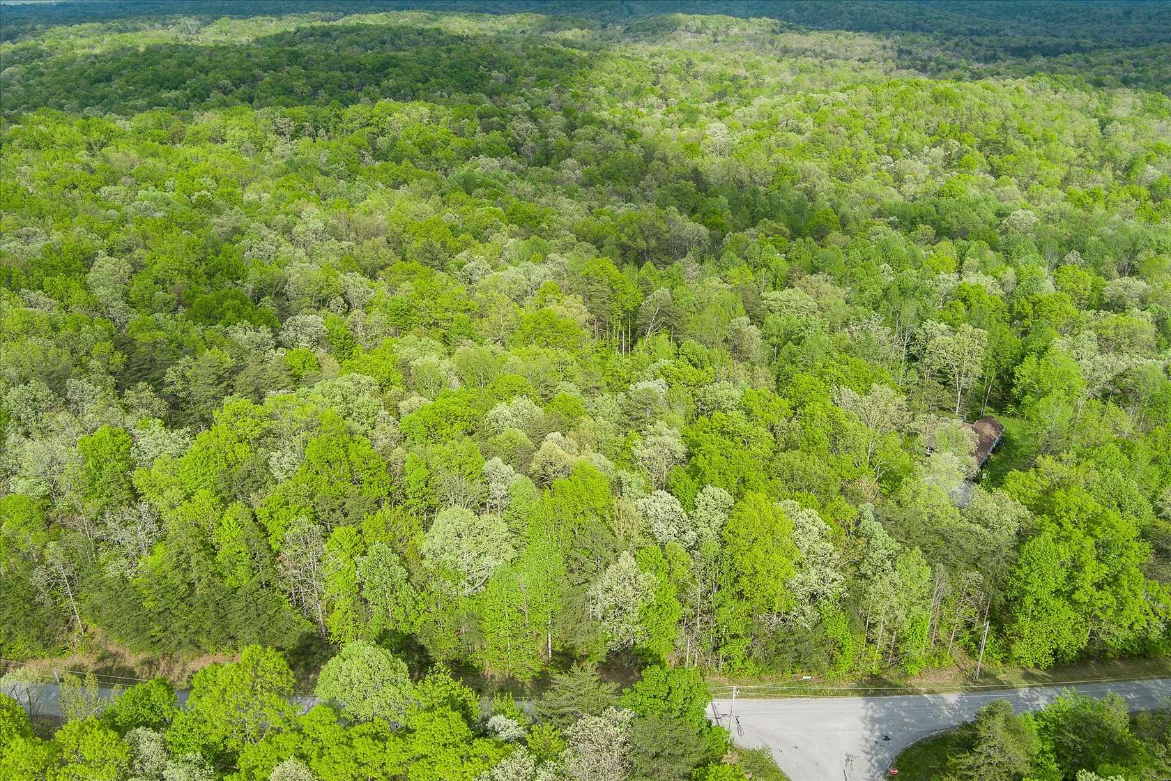4 Acres of Residential Land for Sale in Monterey, Tennessee