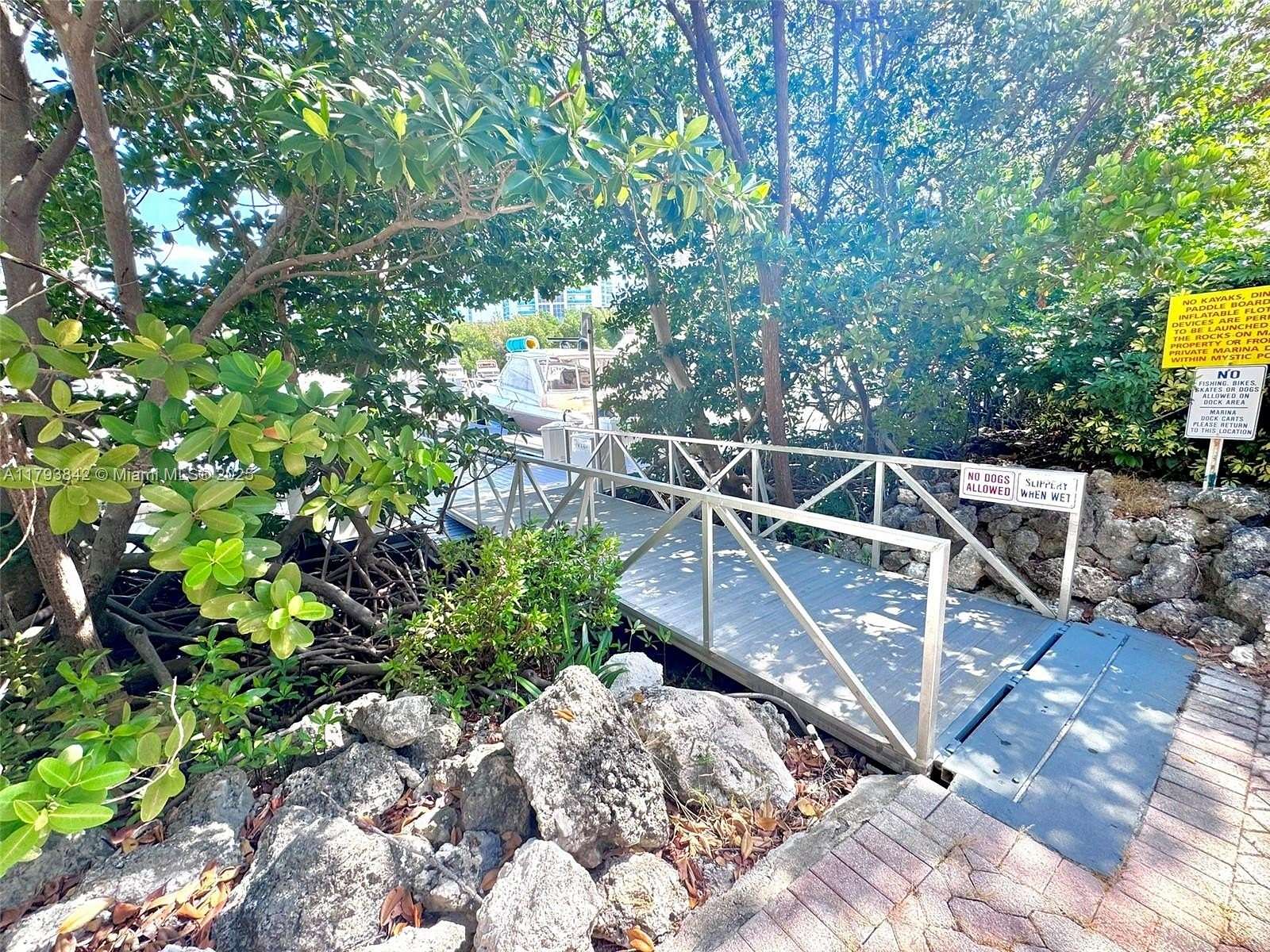 Residential Land for Sale in Aventura, Florida