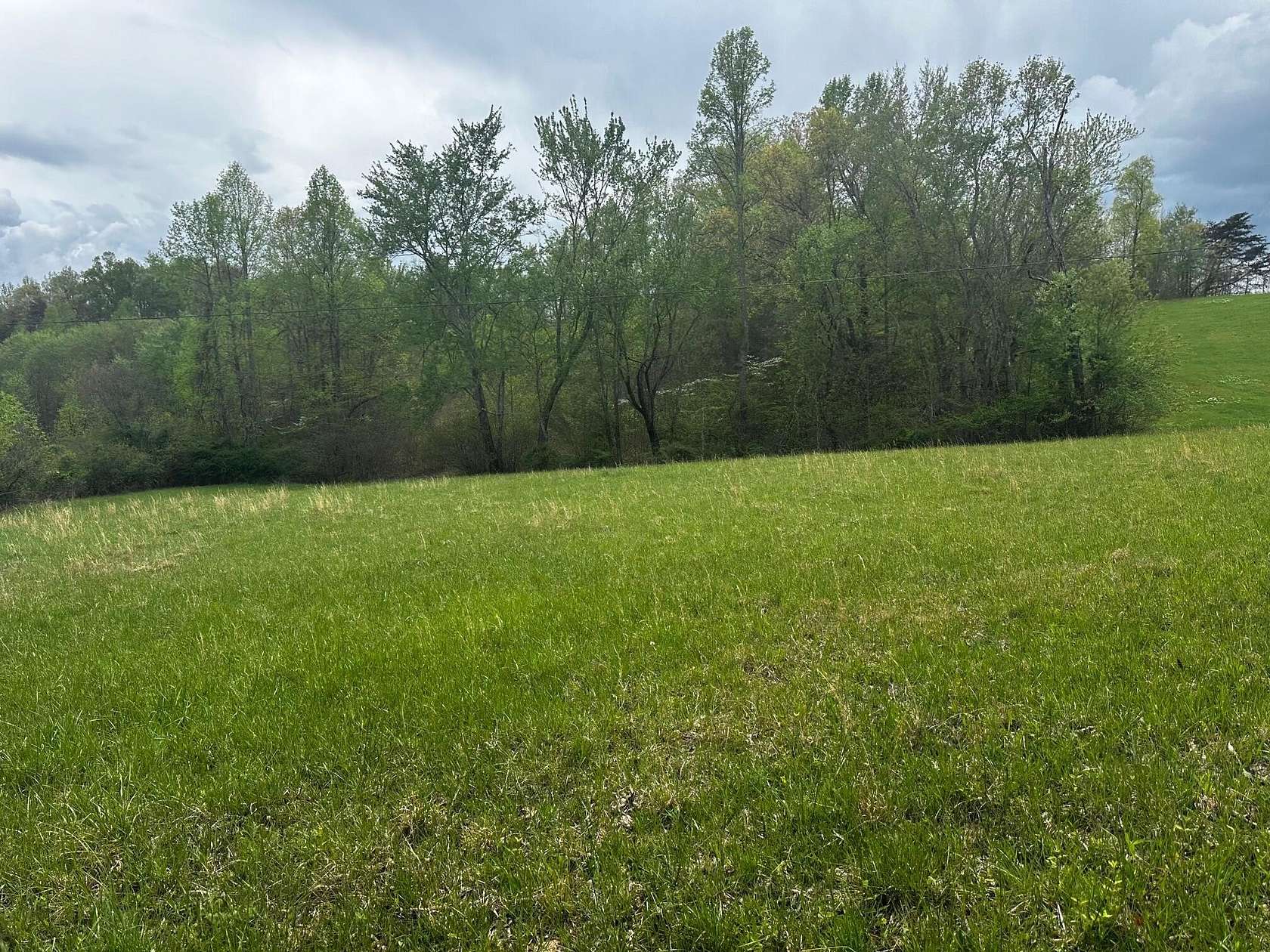 1 Acre of Residential Land for Sale in London, Kentucky