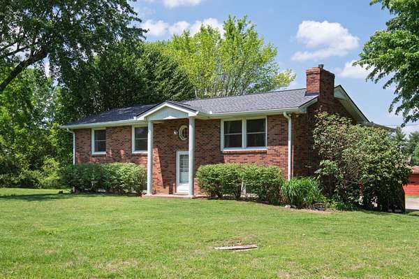 3.8 Acres of Land with Home for Sale in Cottontown, Tennessee