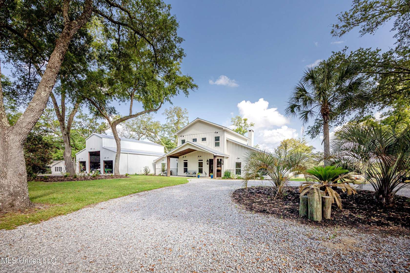 2.77 Acres of Residential Land with Home for Sale in Ocean Springs, Mississippi