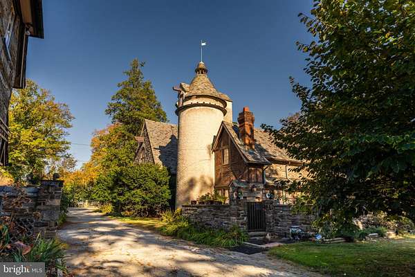 2.48 Acres of Residential Land with Home for Sale in Wyncote, Pennsylvania