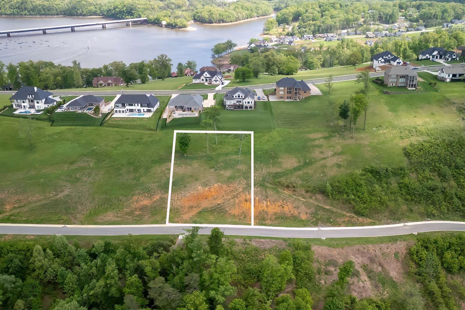 0.91 Acres of Residential Land for Sale in Morristown, Tennessee