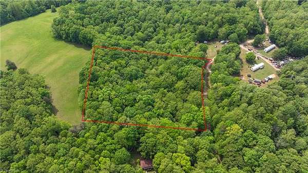 4 Acres of Residential Land for Sale in Sandy Ridge, North Carolina