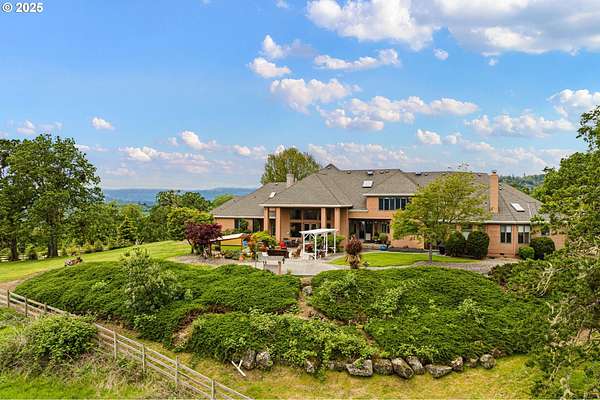 81.6 Acres of Agricultural Land with Home for Sale in Roseburg, Oregon