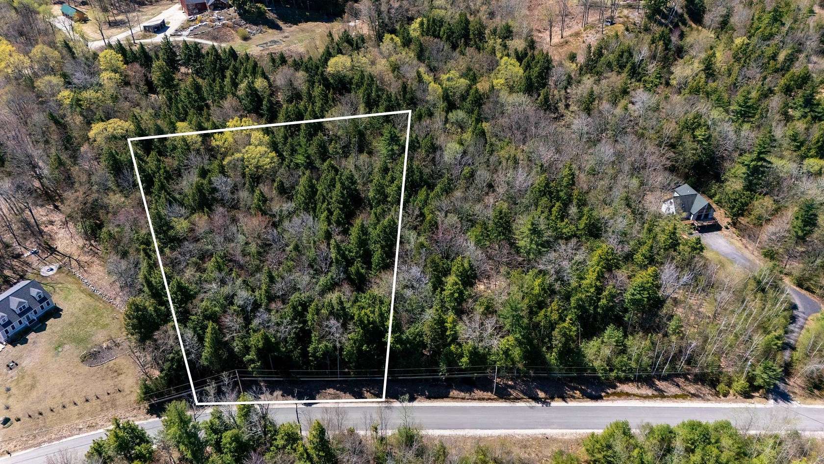 2 Acres of Residential Land for Sale in Albany, New Hampshire
