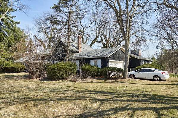 9.75 Acres of Residential Land with Home for Sale in Richfield, Ohio