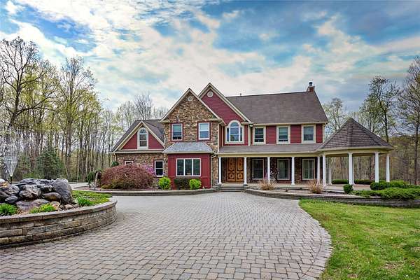 12.3 Acres of Land with Home for Sale in Warwick, New York