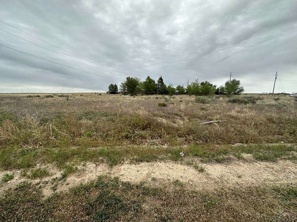 1 Acre of Land for Sale in Lamar, Colorado