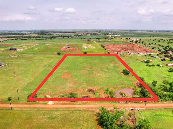 10 Acres of Residential Land for Sale in Cashion, Oklahoma