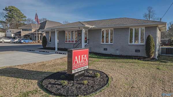 0.62 Acres of Commercial Land for Sale in Florence, Alabama