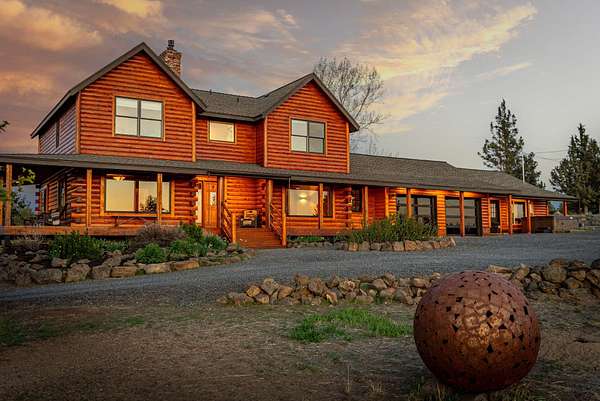 5.53 Acres of Land with Home for Sale in Bend, Oregon