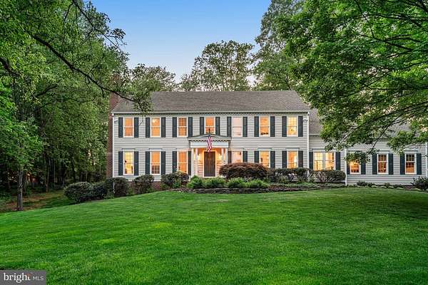 1.73 Acres of Residential Land with Home for Sale in Great Falls, Virginia