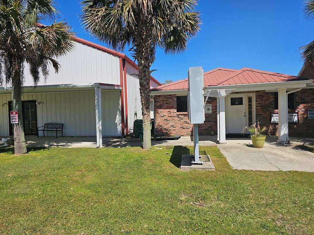 0.47 Acres of Improved Commercial Land for Sale in Picayune, Mississippi