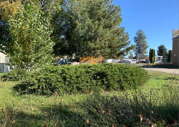 0.09 Acres of Mixed-Use Land for Sale in Mead, Washington