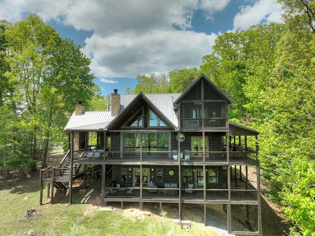 2.2 Acres of Residential Land with Home for Sale in Blue Ridge, Georgia