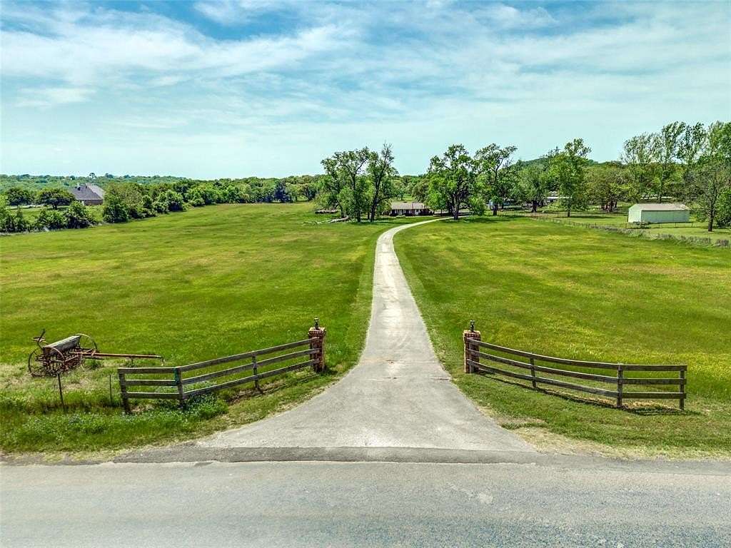 15 Acres of Land with Home for Sale in Joshua, Texas